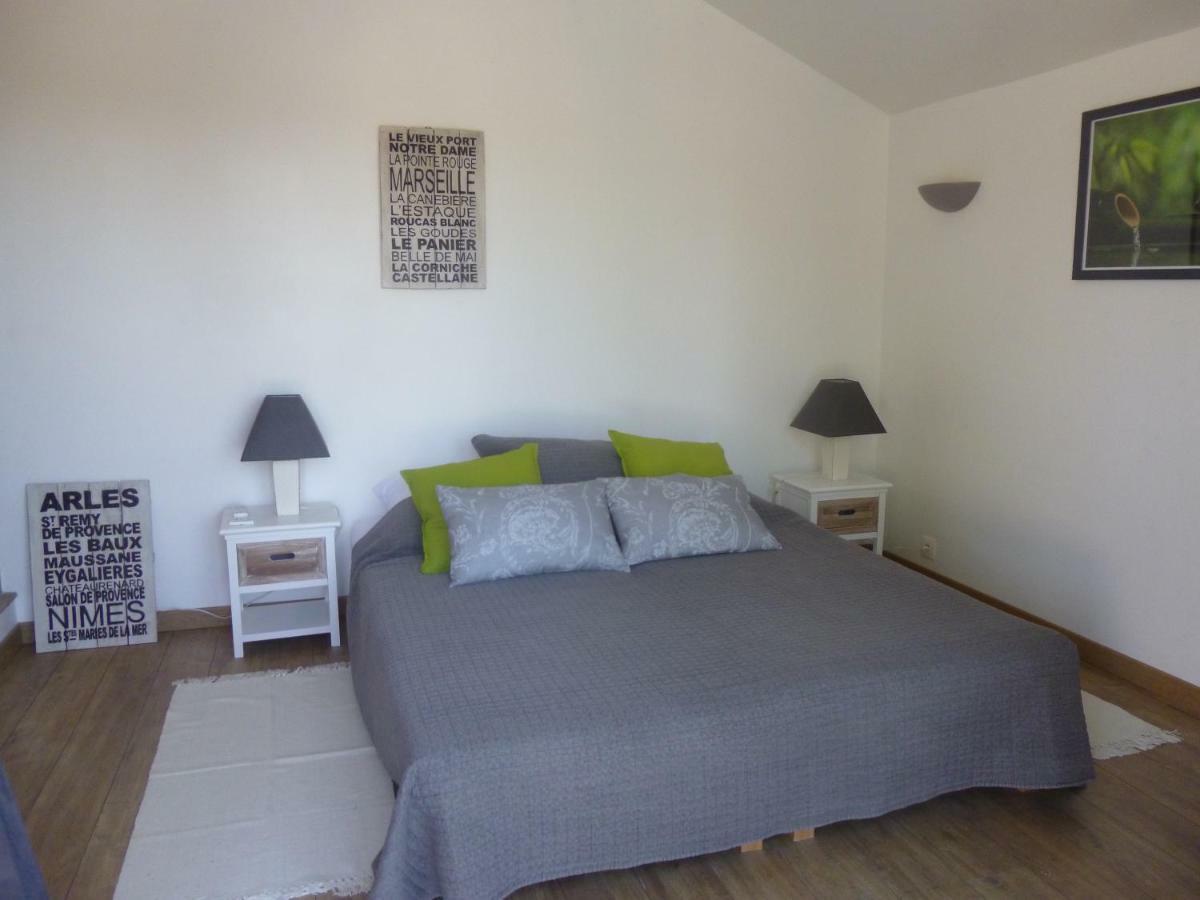 Les Chambres Des Taillades Les Taillades Bagian luar foto