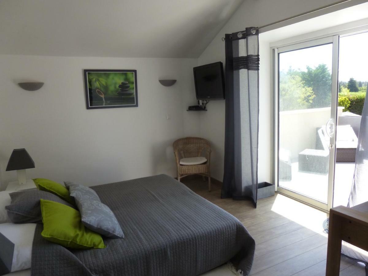 Les Chambres Des Taillades Les Taillades Bagian luar foto